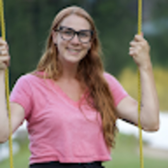 Meet your Posher, Katie - Picture 1 of 1